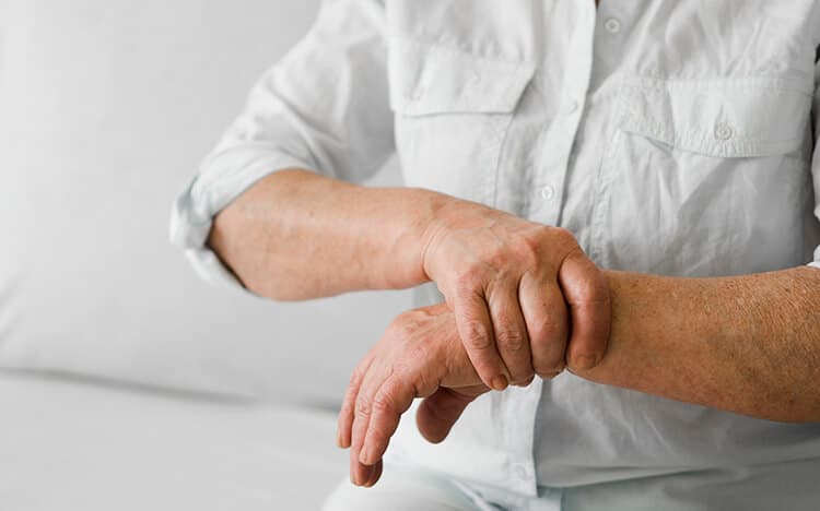 Dolor articular o muscular persistente